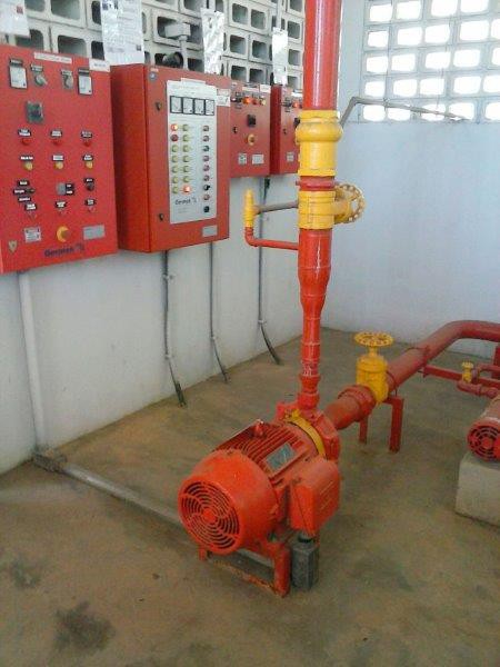 Manutenção tubulação de incendio
